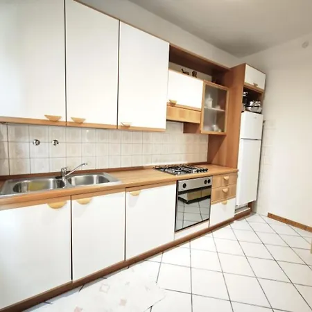 Quiet, Modern Ground-floor In Lignano * Λινιάνο Σαμπιαντόρο