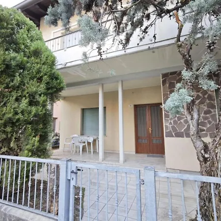 Quiet, Modern Ground-floor In Lignano *