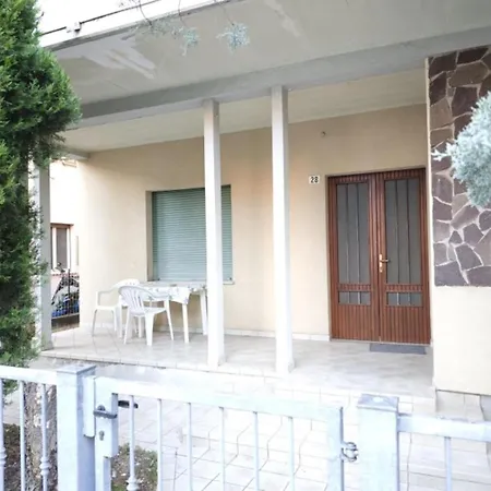Quiet, Modern Ground-floor In Lignano Apartman *