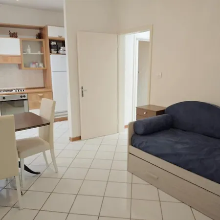 Quiet, Modern Ground-floor In Lignano Διαμέρισμα *