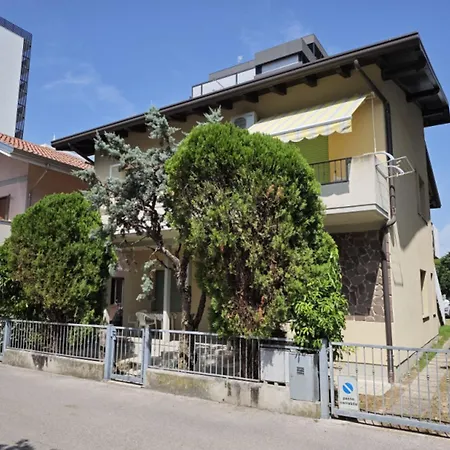 Apartman Quiet, Modern Ground-floor In Lignano